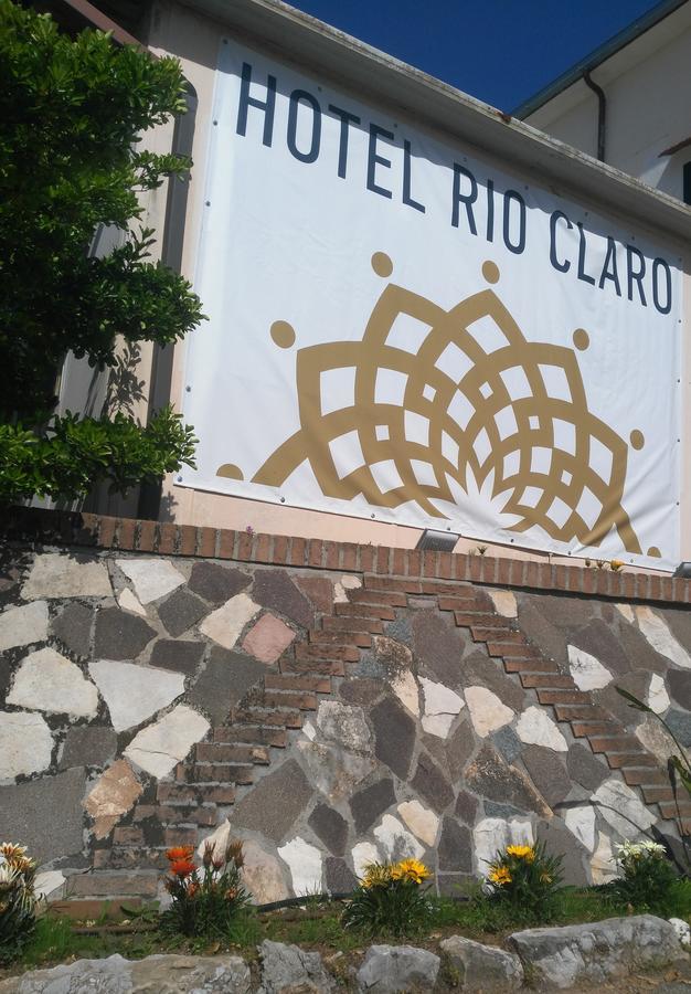 Hotel Rio Claro Fondi Ngoại thất bức ảnh